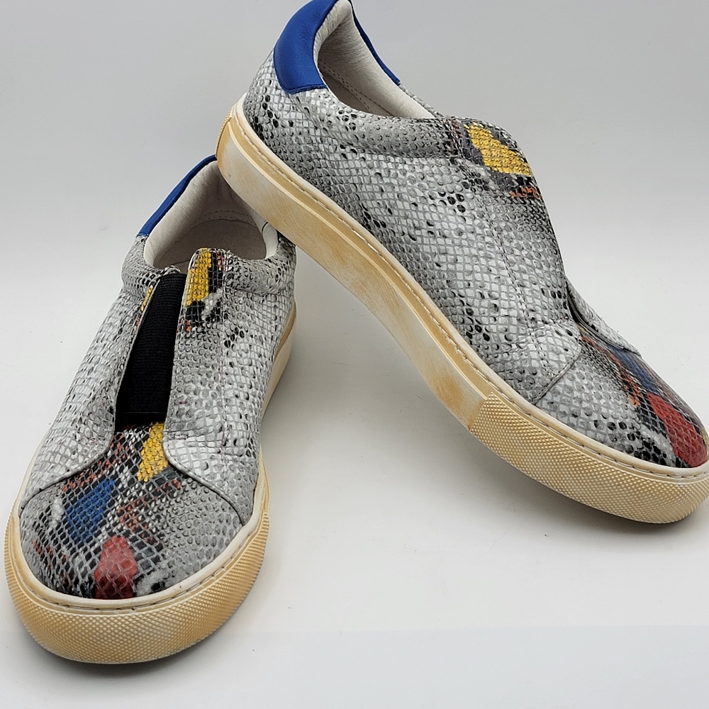 Chocolat Blu Nissa Women's Slip-On‎ Sneaker SIZE 39 (US-9)  #1519